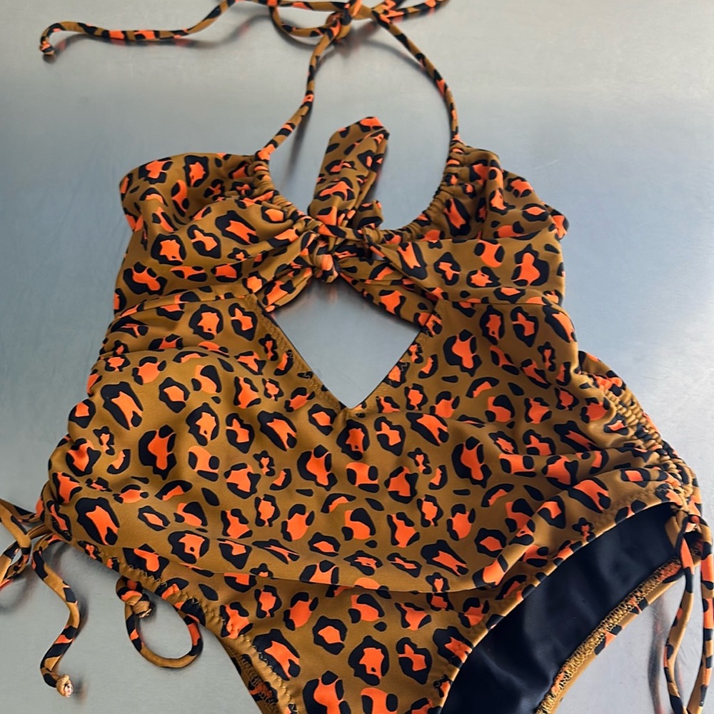 KAI LANI designer  Resort Ruffle one piece